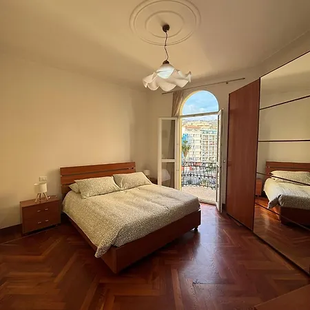 Bixio Sul Porto Dom wakacyjny San Remo